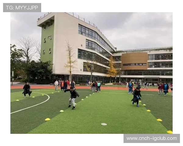 巴蜀星辰起点足球助力青少年梦想闪耀绿茵共绘未来辉煌蓝图